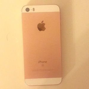 iPhone Se (apple) comes with headphones and a char